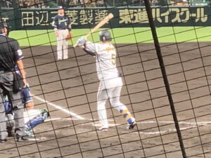 打てー近本